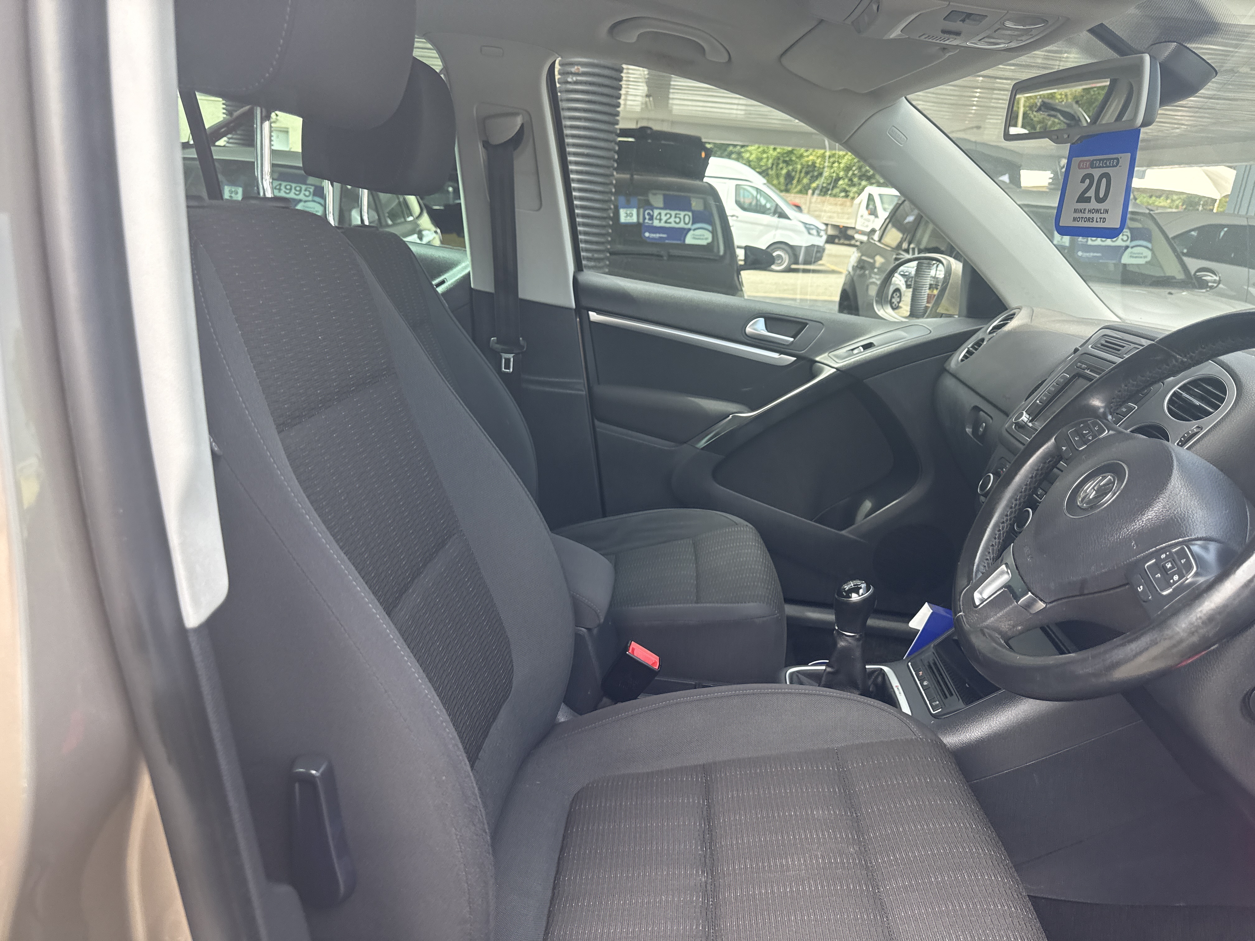 Volkswagen TIGUAN SE TDI 4MOTION for sale at Mike Howlin Motor Sales Pembrokeshire