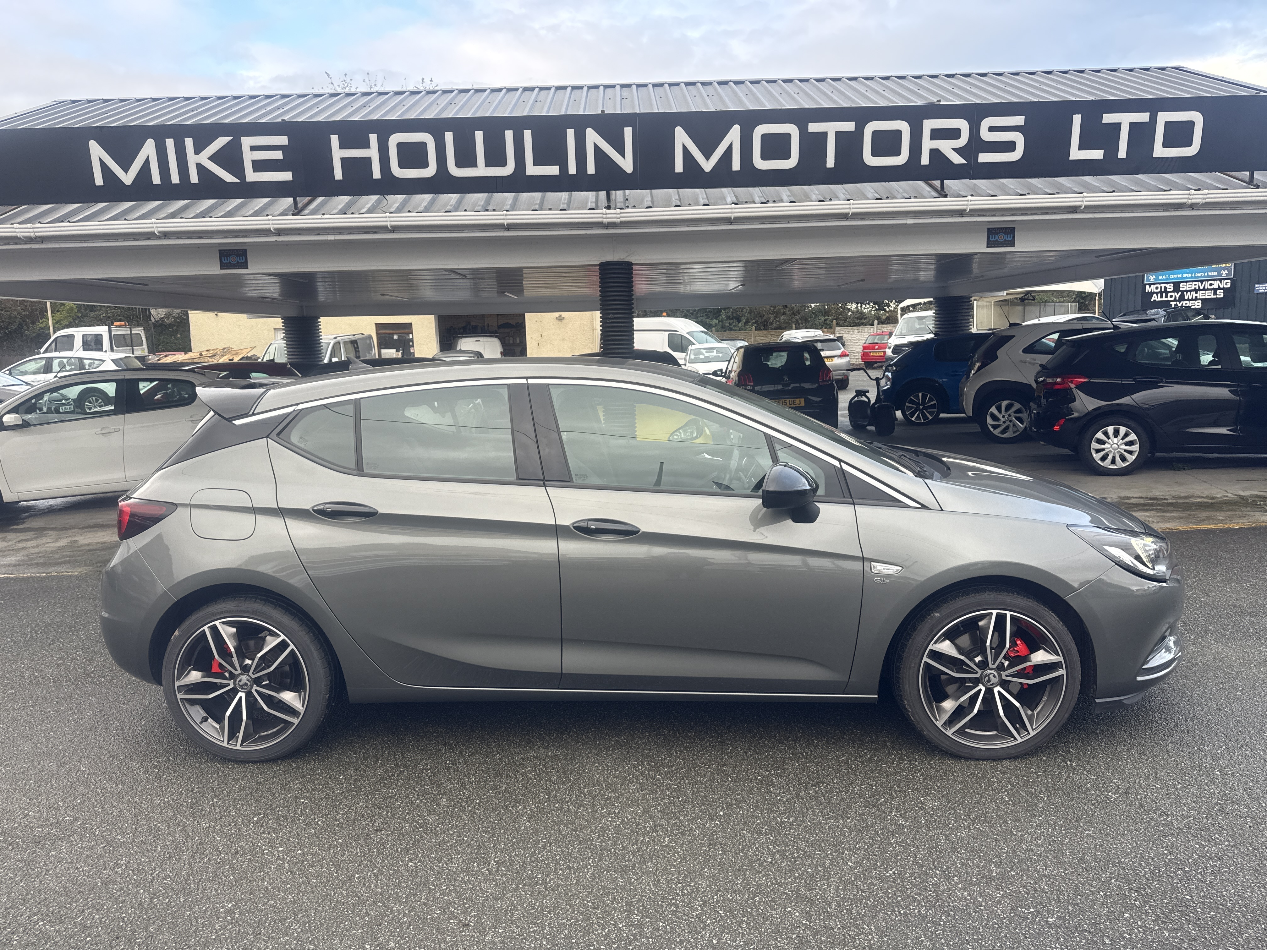Vauxhall ASTRA ELITE TURBO NAV PETROL for sale at Mike Howlin Motor Sales Pembrokeshire