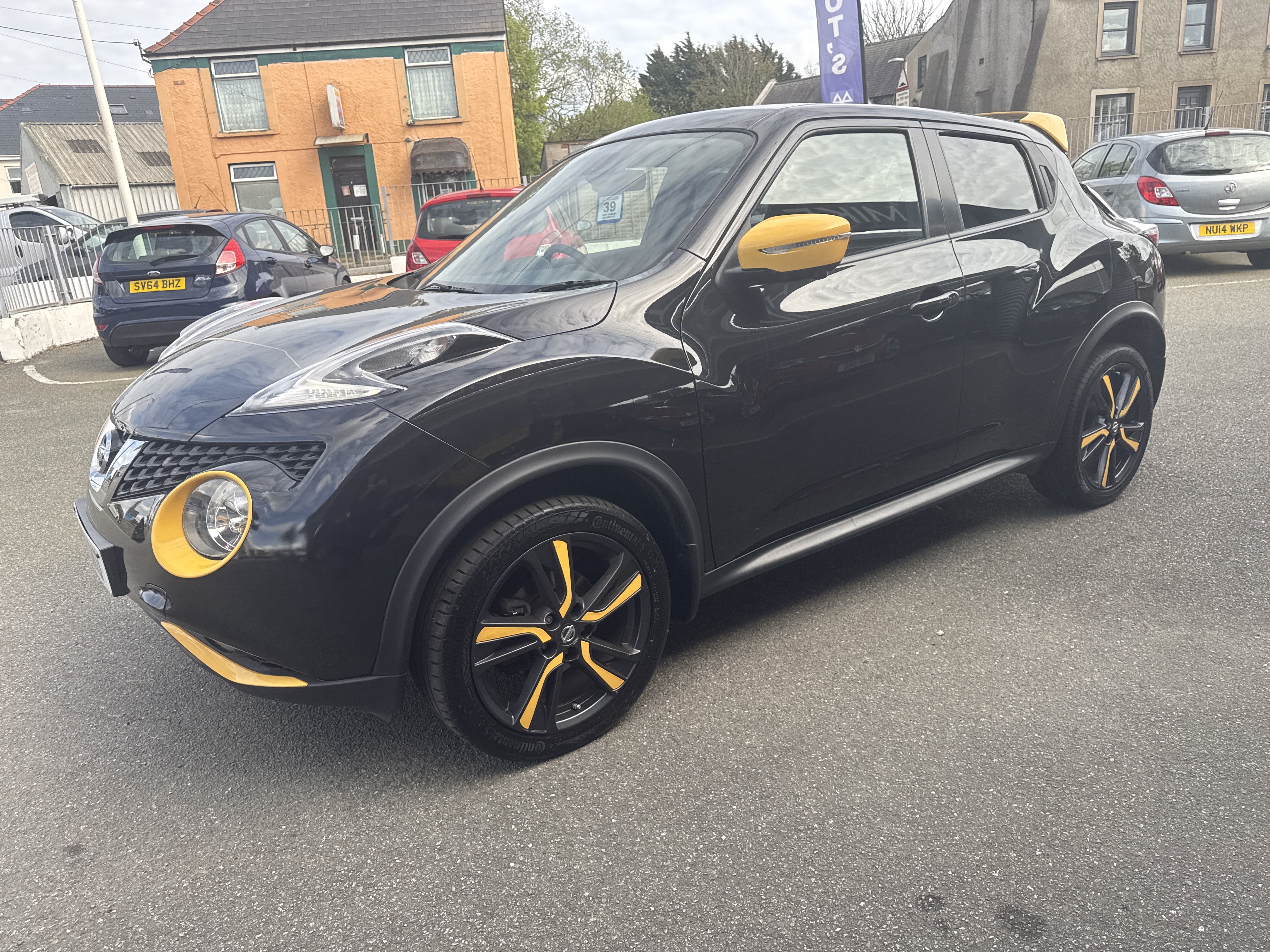 Nissan JUKE TEKNA DIGT for sale at Mike Howlin Motor Sales Pembrokeshire
