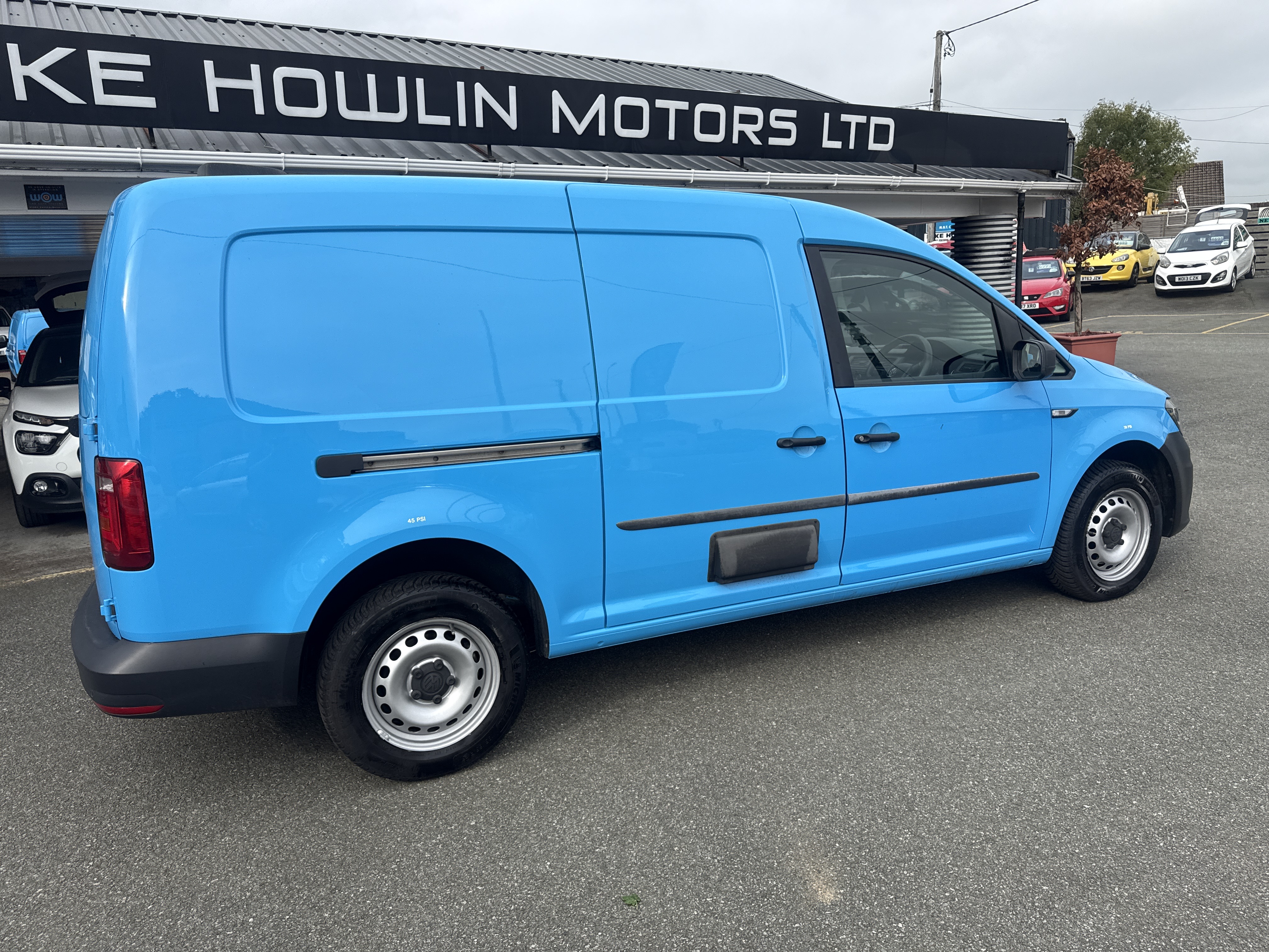 Volkswagen CADDY MAXI C20 STARTLINE TDI for sale at Mike Howlin Motor Sales Pembrokeshire