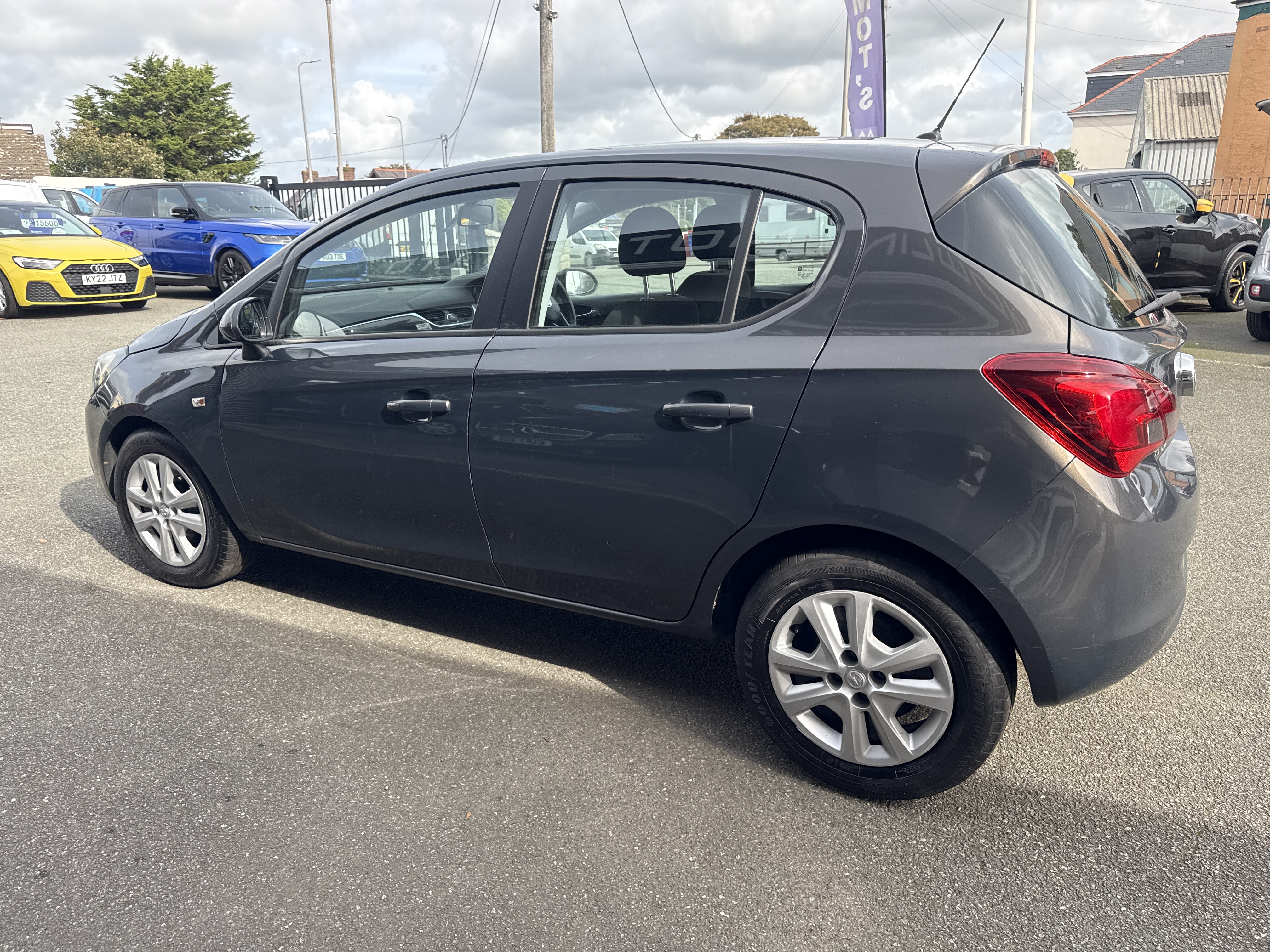 Vauxhall CORSA DESIGN CDTI ECOFLEX for sale at Mike Howlin Motor Sales Pembrokeshire