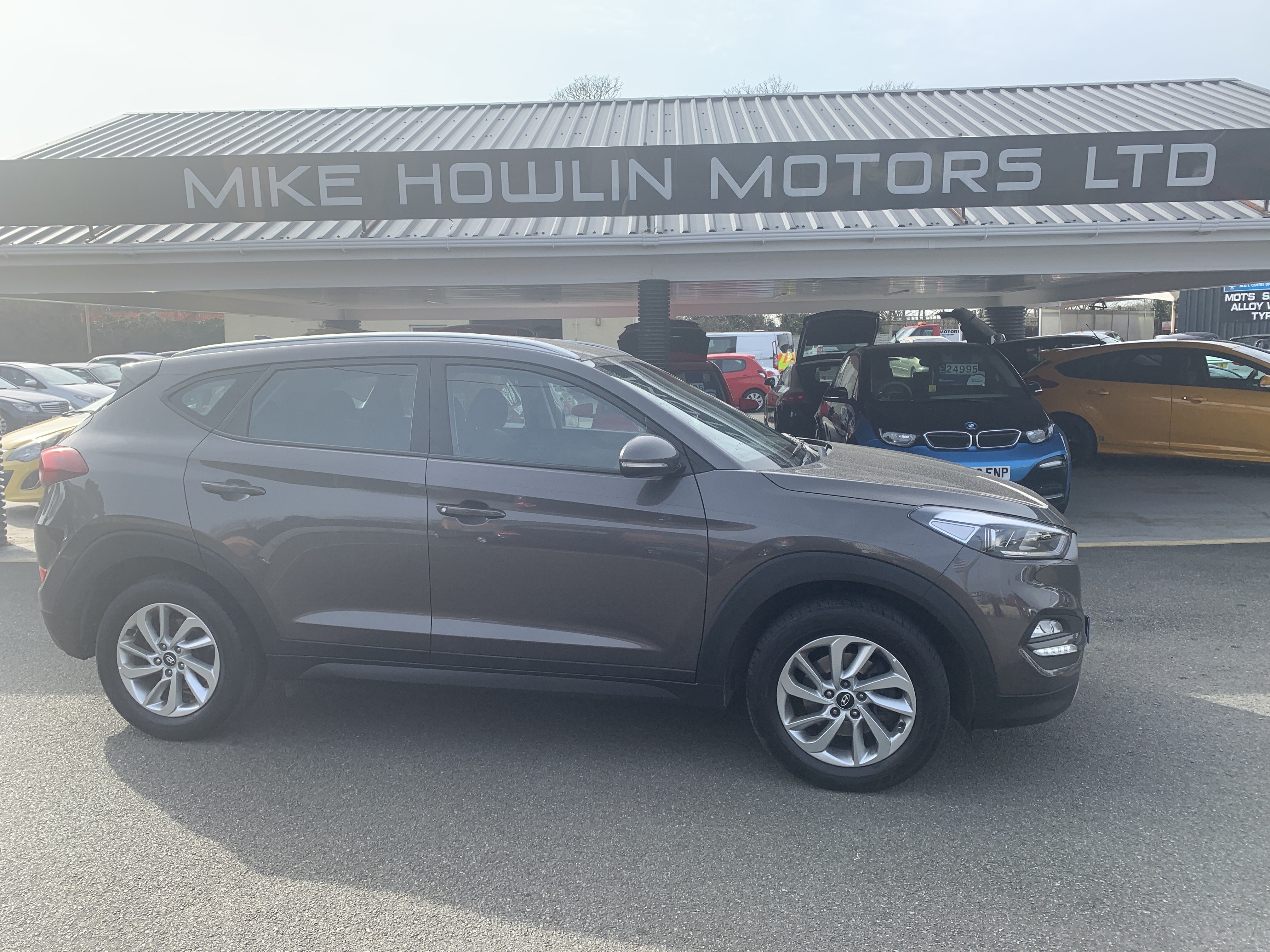 Hyundai TUCSON SE BLUE DRIVE 2WD CRDI  for sale at Mike Howlin Motor Sales Pembrokeshire