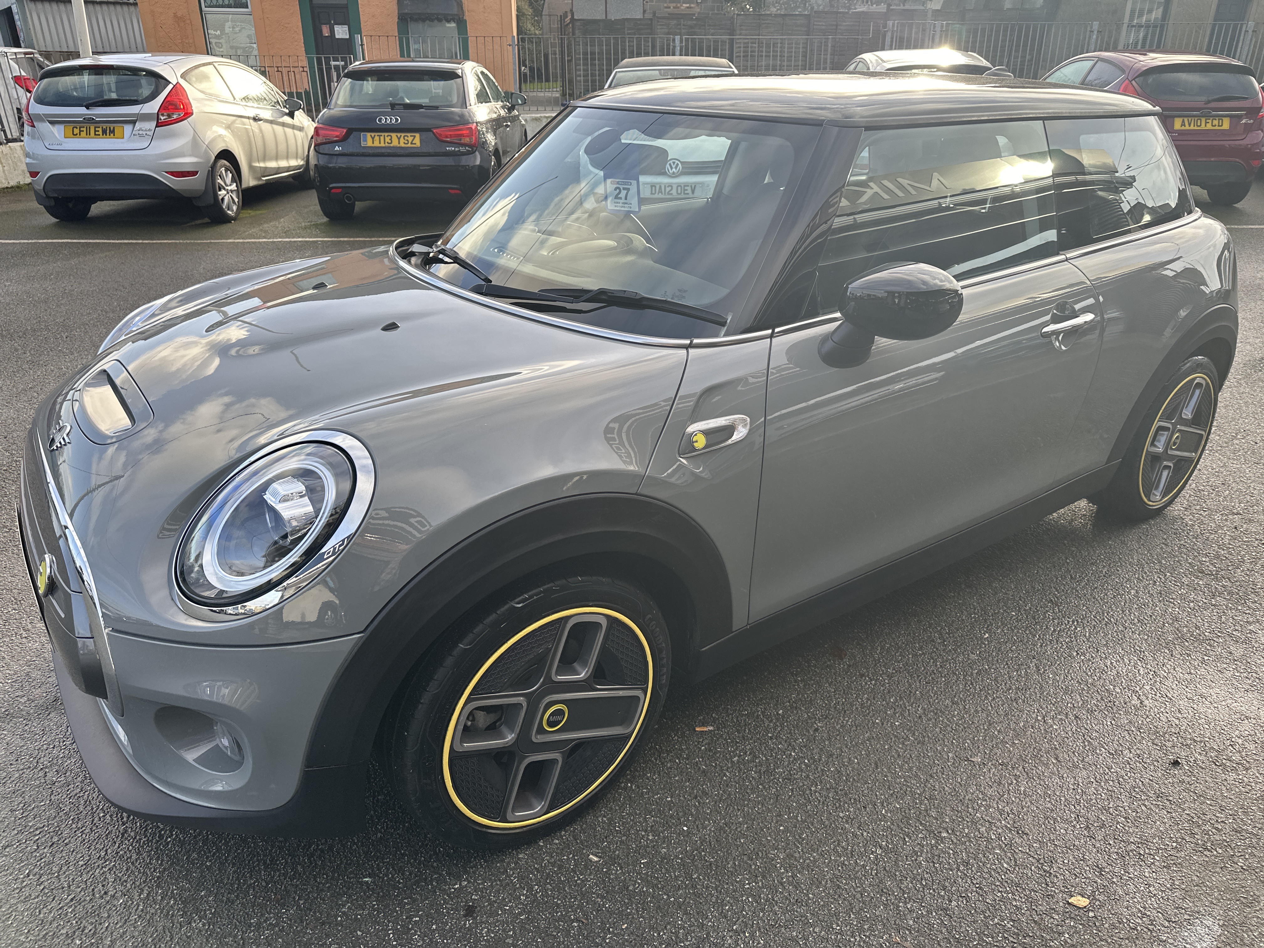 Mini COOPER S ELECTRIC LEVEL 1  for sale at Mike Howlin Motor Sales Pembrokeshire