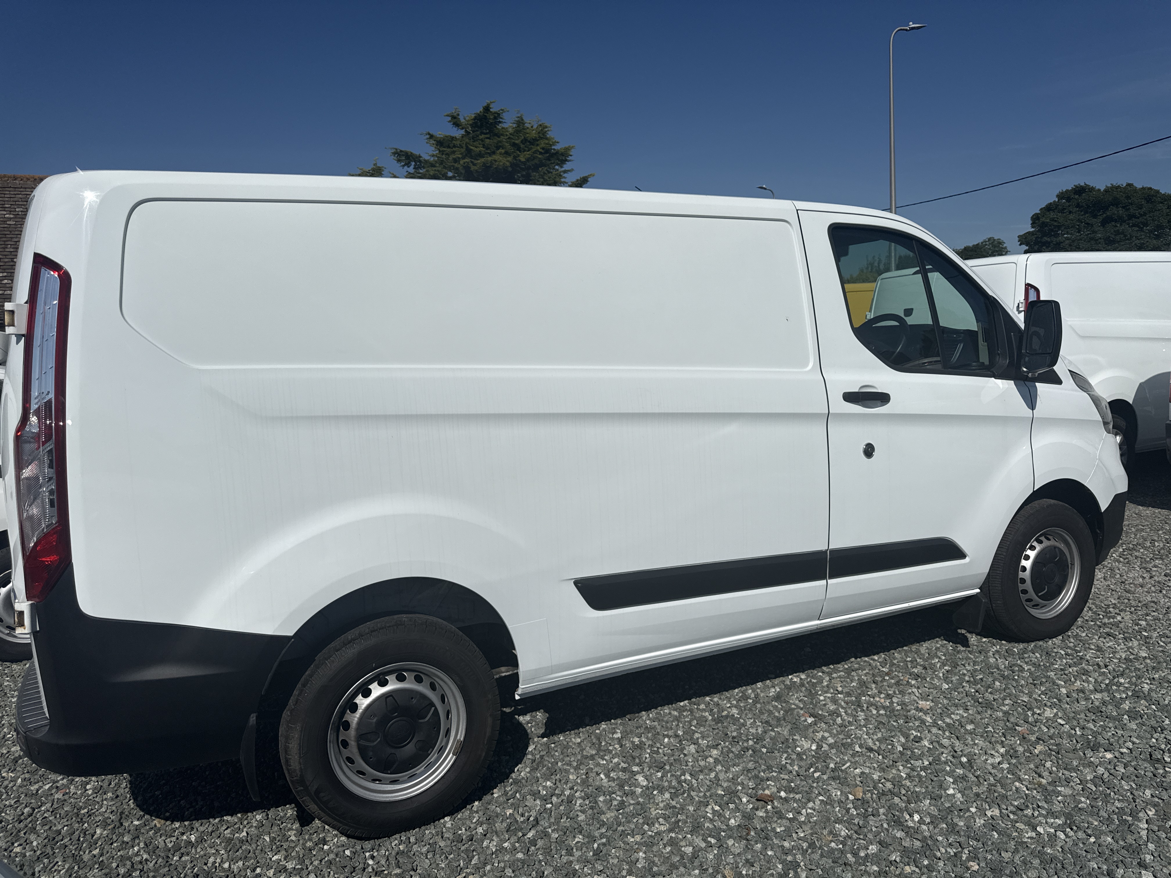 Ford TRANSIT CUSTOM 300 LEADER  for sale at Mike Howlin Motor Sales Pembrokeshire